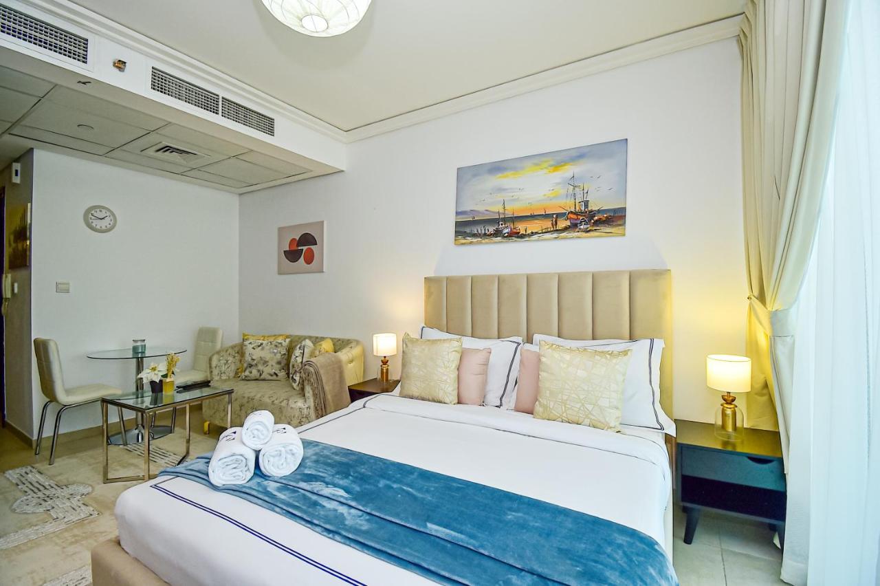 Brand New Studio Apt - Near Jlt Metro Dubai Luaran gambar