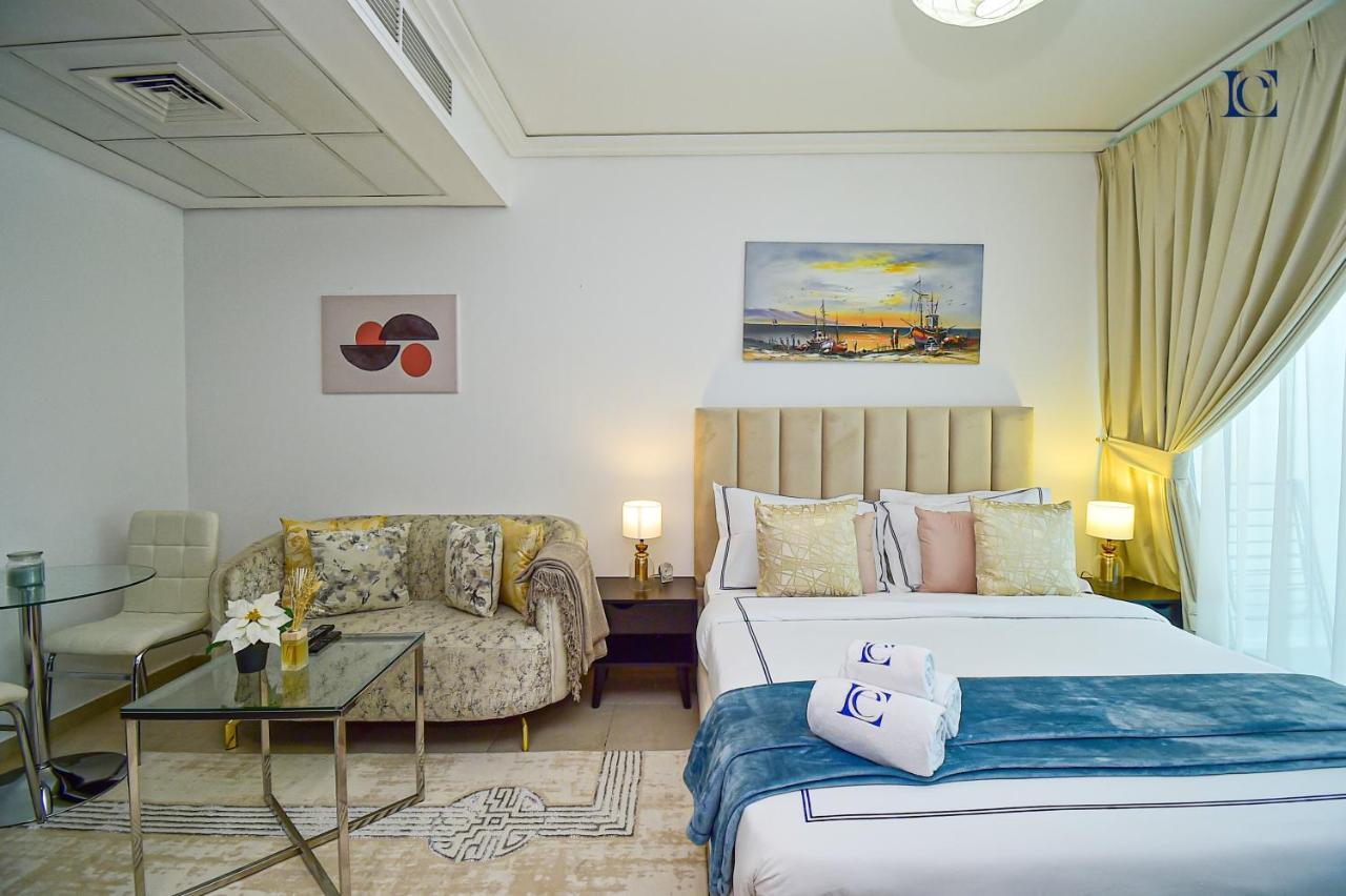 Brand New Studio Apt - Near Jlt Metro Dubai Luaran gambar